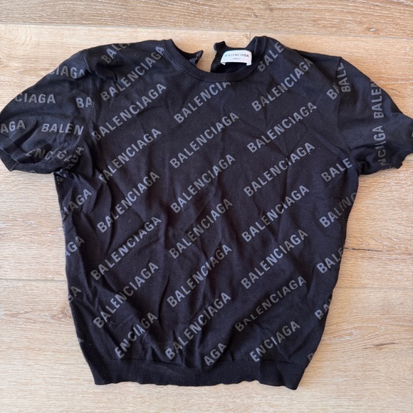 Balenciaga Logo Crop Knit Sweater - Picture 3 of 7